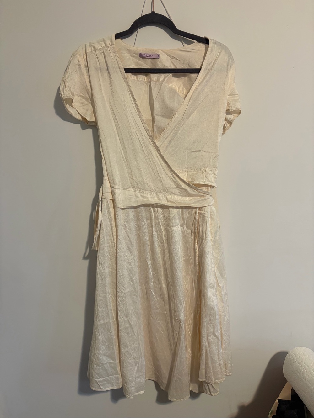 100% Silk Calypso Cream Wrap-Style Short Sleeve Dress